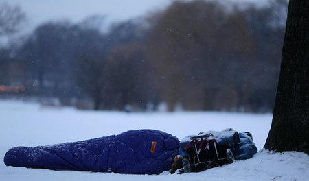 Alleingelassen in der Kälte: Jedes Jahr erfrieren Obdachlose in ...