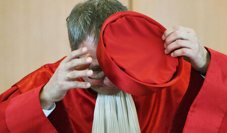Wettbewerbshüter: Gegen die AfD darf nicht auf Webseiten von Min...