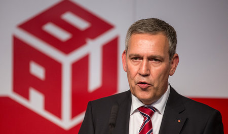 Der Bundesvorsitzende der IG BAU, Robert Feiger Der Bundesvorsitzende der IG BAU, Robert Feiger