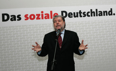 SPD-Chef Beck macht auf sozial. Hier bei einer Klausurtagung in ... SPD-Chef Beck macht auf sozial. Hier bei einer Klausurtagung in ...