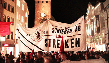 Demo gegen Abschiebungen am 27. Oktober 2017 in Nürnberg Demo gegen Abschiebungen am 27. Oktober 2017 in Nürnberg