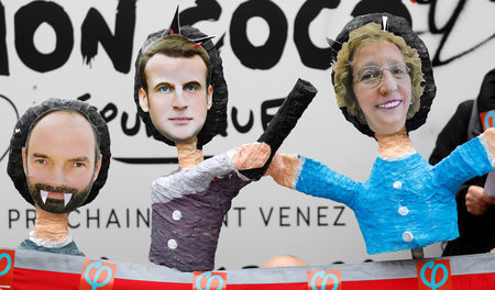 Regierungschef Philippe, Präsident Macron und Arbeitsministerin ...
