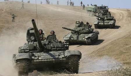 Im mitgelieferten Text schrieb die Agentur dpa: »Russische Kampf...