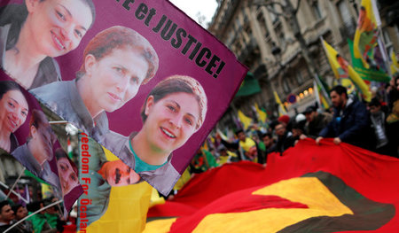 Inspiration für hunderttausende Frauen: Demonstranten mit den Ko...