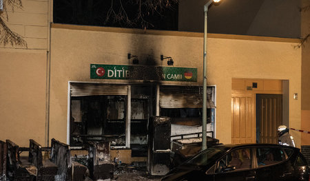 Brandanschlag als Vergeltung für Erdogans Afrin-Krieg: In DITIB-...