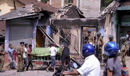 Hass auf Muslime: In Kandy wütete der buddhistische Mob (zerstör...