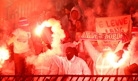»Feiner Verein«? Kölner Ultras im Dezember in Belgrad