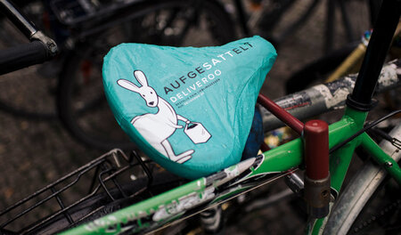 Einfach stehen lassen: Fahradsattel von Deliveroo