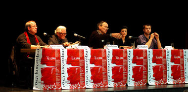 Das Podium während der Diskussion: Helmut Laakmann, Hans Heinz H...