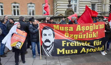 Zuletzt demonstrierten in Hamburg am 25. Januar Unterstützer für...