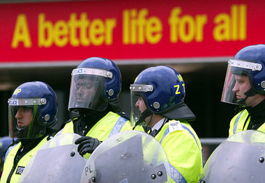 Wenn die Gefängiswärter streiken, will die Regierung Polizisten ...