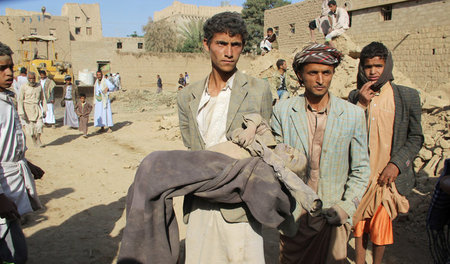 Hunger und Bomben: In den Ruinen der Stadt Saada nach einem saud...