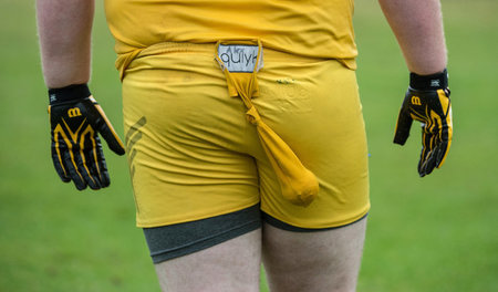 Der »Snitch«, verzweifelt gesucht: Ein Tennisball in einer gelbe...