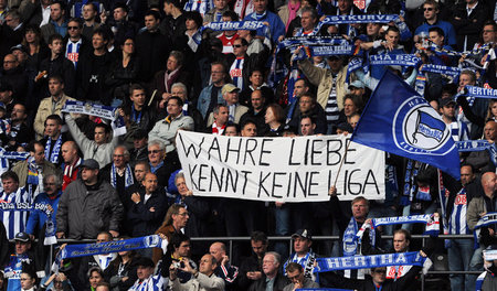 »Es ist, was es ist, sagt die Liebe« (E. Fried). Selbst wenn sie...