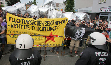 Demonstration gegen einen Aufmarsch von Neonazis im Juni 2016 in...