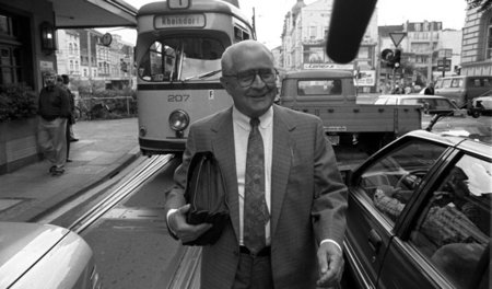 Wolfgang Vogel war der wichtigste Vermittler der DDR, wenn es um...