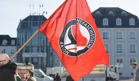 NSU-Morde, Festung Europa, Neue Rechte: Für Antifaschisten in De... NSU-Morde, Festung Europa, Neue Rechte: Für Antifaschisten in De...