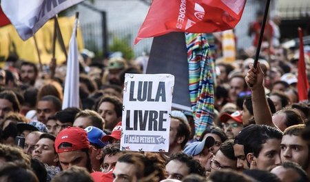 »Freiheit für Lula«: Der Kampf für Lulas Freilassung wird auch i...