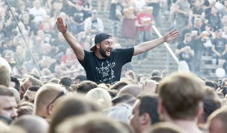 Rockistisch verschärfter, völkischer Pop: Die Südtiroler Band »F...