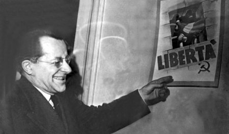 Freund der Freiheit. Der Chef der italienischen KP, Palmiro Togl... Freund der Freiheit. Der Chef der italienischen KP, Palmiro Togl...