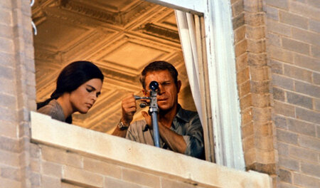 Das Gangsterpärchen Carol (Ali MacGraw) und Doc (Steve McQueen) ... Das Gangsterpärchen Carol (Ali MacGraw) und Doc (Steve McQueen) ...
