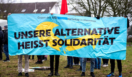 Protest gegen eine AfD-Veranstaltung in Hannover (13. Januar)