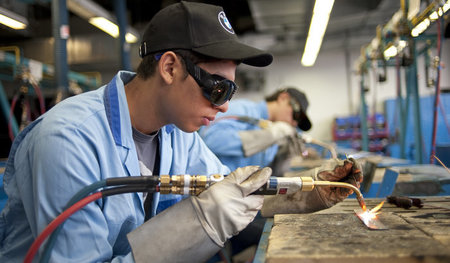 Nicht mal mehr ein Fünftel der Betriebe bildet aus, in manchen R...