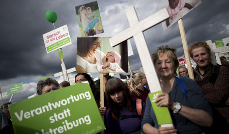 Christlich oder doch eher ethnonationalistisch motiviert? »Marsc... Christlich oder doch eher ethnonationalistisch motiviert? »Marsc...