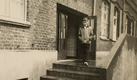 Der Essener Ralf Aust, hier 1965 als Kind im Franz-Sales-Haus, b...
