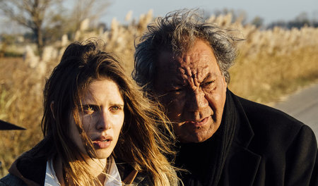 »Weiter singen« (Daphne Patakia und Tony Gatlif)