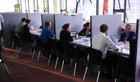 Bis man gar nicht mehr da ist: Beim »Dunedin Internship Speed Da...