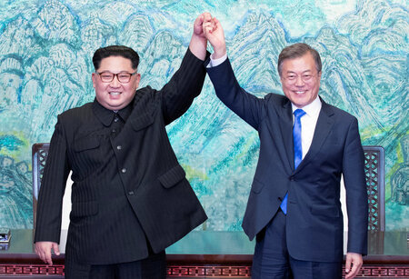 Zeichen der Verständigung: Nordkoreas Staatschef Kim Jong Un und... Zeichen der Verständigung: Nordkoreas Staatschef Kim Jong Un und...