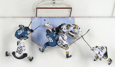 Die Golden Knights, wenn sie nicht sofort gewinnen (sondern gege...