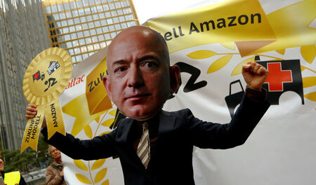 Mit öffentlichen Zuschüssen reich geworden: Amazon-Boss Jeffrey ...
