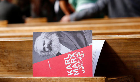 Offizielles Programm zum Marx-Gedenken: Klassenversöhnung statt ...