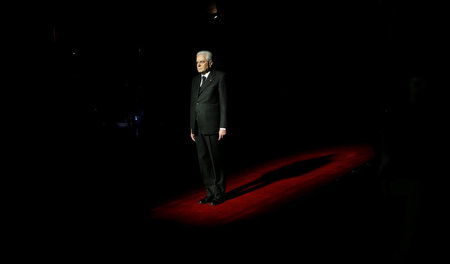 Parteien sind schlecht fürs Geschäft. Sergio Mattarella setzt au...