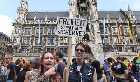 Wahrheit konzise. Demo gegen das bayerische Polizeigesetz am 10....