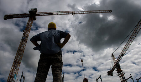 Nachfragemarkt Bau: Der Boom macht Leistungen und Objekte immer ...