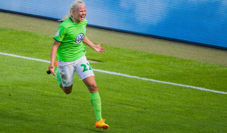 »Extrem mannschaftsdienlich«: Pernille Harder im Pokalfinale 201...