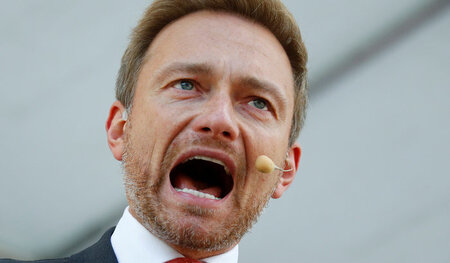 Das Model der vermeintlichen Werbekampagne für ein FDP-Herrenpar...