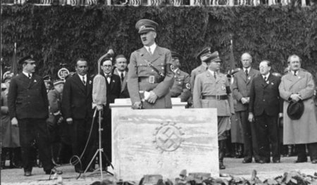 Ein »Symbol der nationalsozialistischen deutschen Volksgemeinsch...