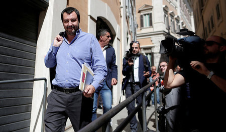 Marsch zur Macht: Lega-Vorsitzender Matteo Salvini (l.) auf dem ...