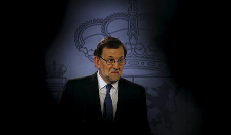 Spaniens Ministerpräsident Mariano Rajoy muss um sein Amt bangen