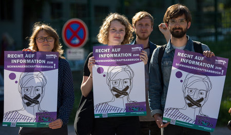 Demo für das Recht auf Information am 8. Mai in Erfurt anlässlic...