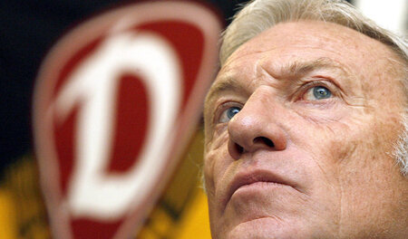 Ede Geyer will Schaden von Dynamo abwenden – am besten wäre es, ... Ede Geyer will Schaden von Dynamo abwenden – am besten wäre es, ...