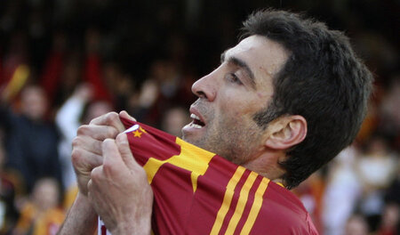 Hakan Sükür nach Tor gegen Gençlerbirliği Ankara am 10. Mai 2008...