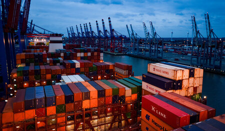 Weniger Waren werden aus Hamburgs Hafen exportiert