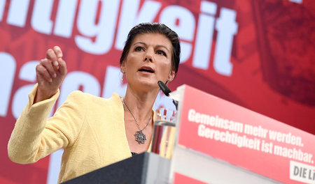 Fraktionsvorsitzende Sahra Wagenknecht auf dem Parteitag in Leip...