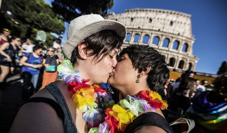 Auch auf der Pride in Rom wurde am 9. Juni 2018 vor den Kommunal... Auch auf der Pride in Rom wurde am 9. Juni 2018 vor den Kommunal...