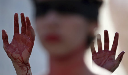 Protest gegen Diskriminierung und Gewalt an Frauen in Santiago d...